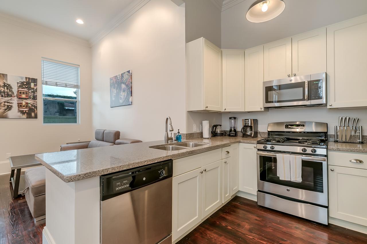 Modern 2Br On Carondelet By Hosteeva Apartment Ню Орлиънс Екстериор снимка