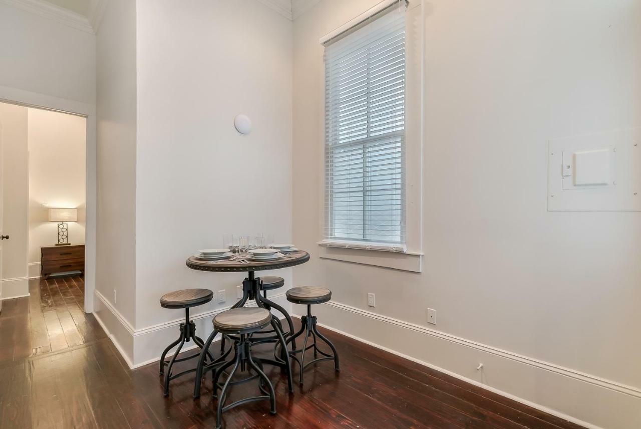 Modern 2Br On Carondelet By Hosteeva Apartment Ню Орлиънс Екстериор снимка